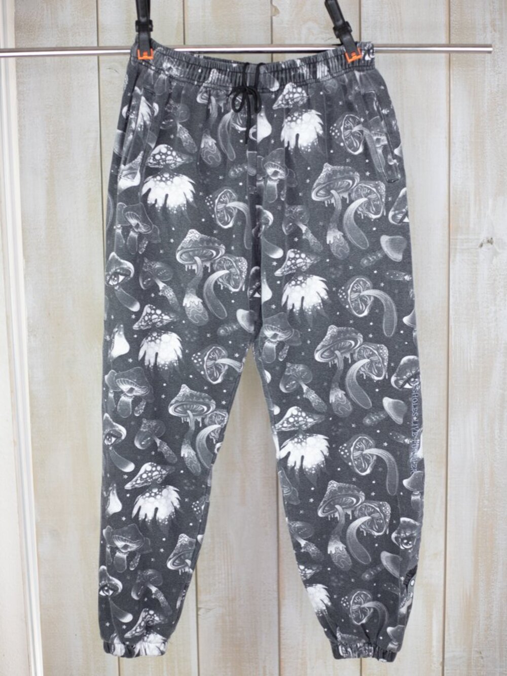 ALF Assholes Live forever XXL Mushroom Gray Sweatpants
